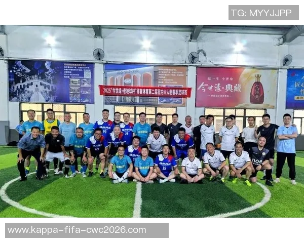 激情碰撞三人制足球赛展现团队合作与个人技巧的完美结合