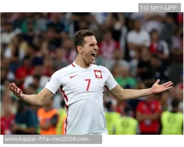 西班牙足球打法的魅力与精髓解析探讨其战术演变与球队风格